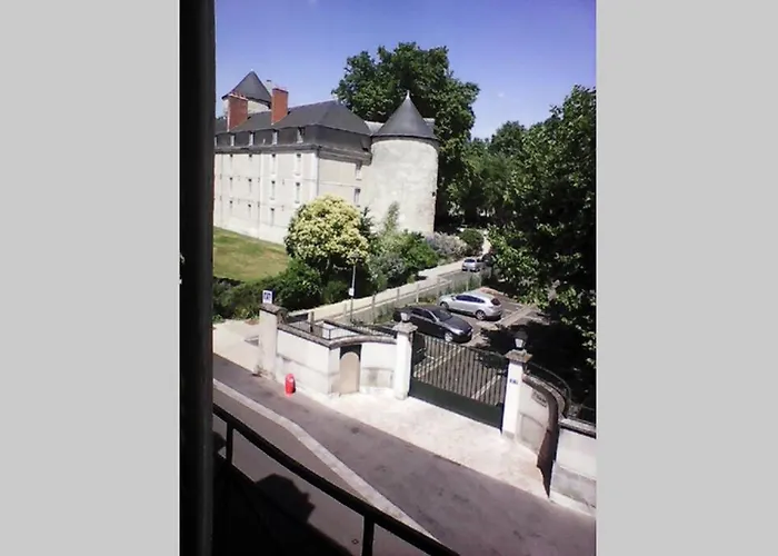 Appartement deux pièces - coeur de ville quartier cathédrale